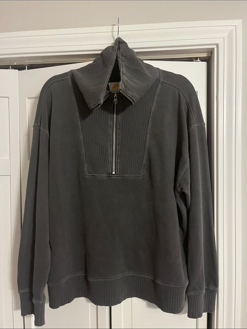 Charcoal Half-Zip Pullover Sweater/Swearshirt